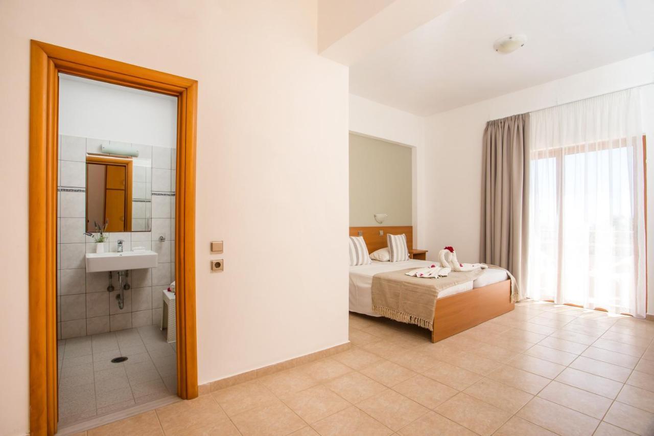 Hotel Ledras Gennadi Exterior photo